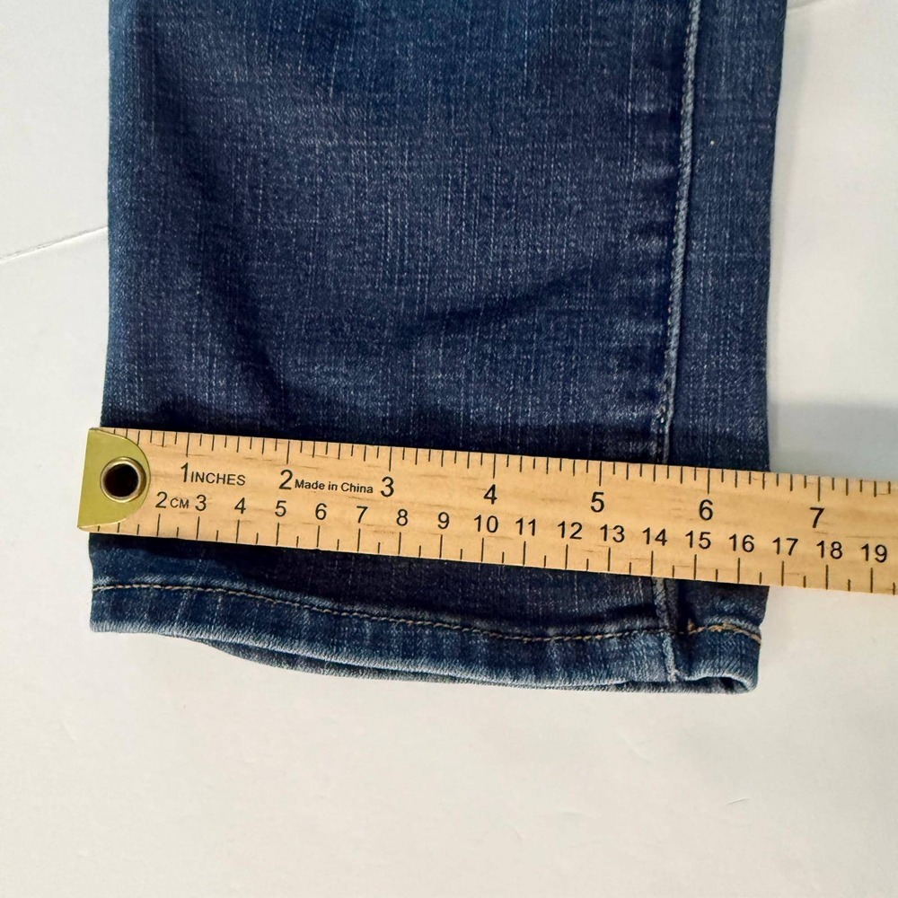 Levis 312 Shaping Slim Jeans Womens 28x32 Medium Wash Blue Denim Mid Rise - Picture 16 of 16